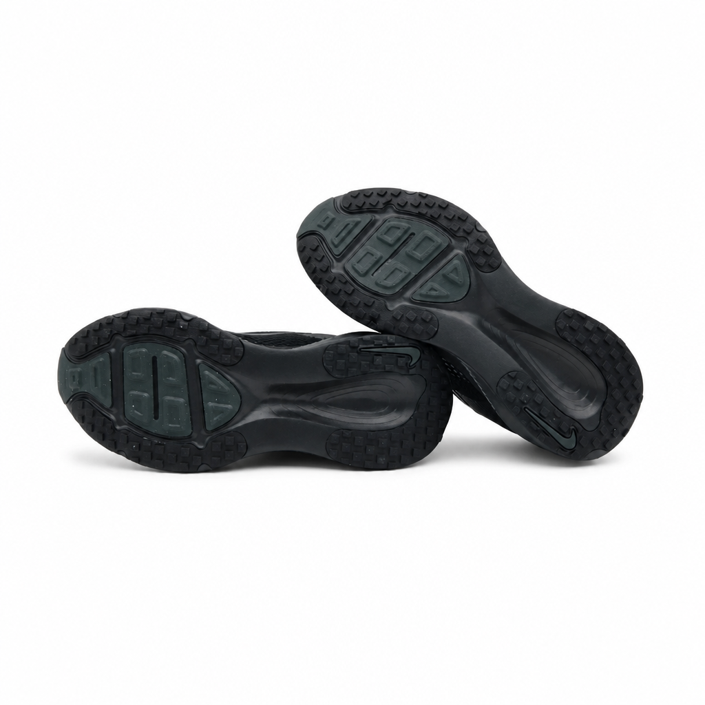 Air Zoom Vomero 18 Triple Black