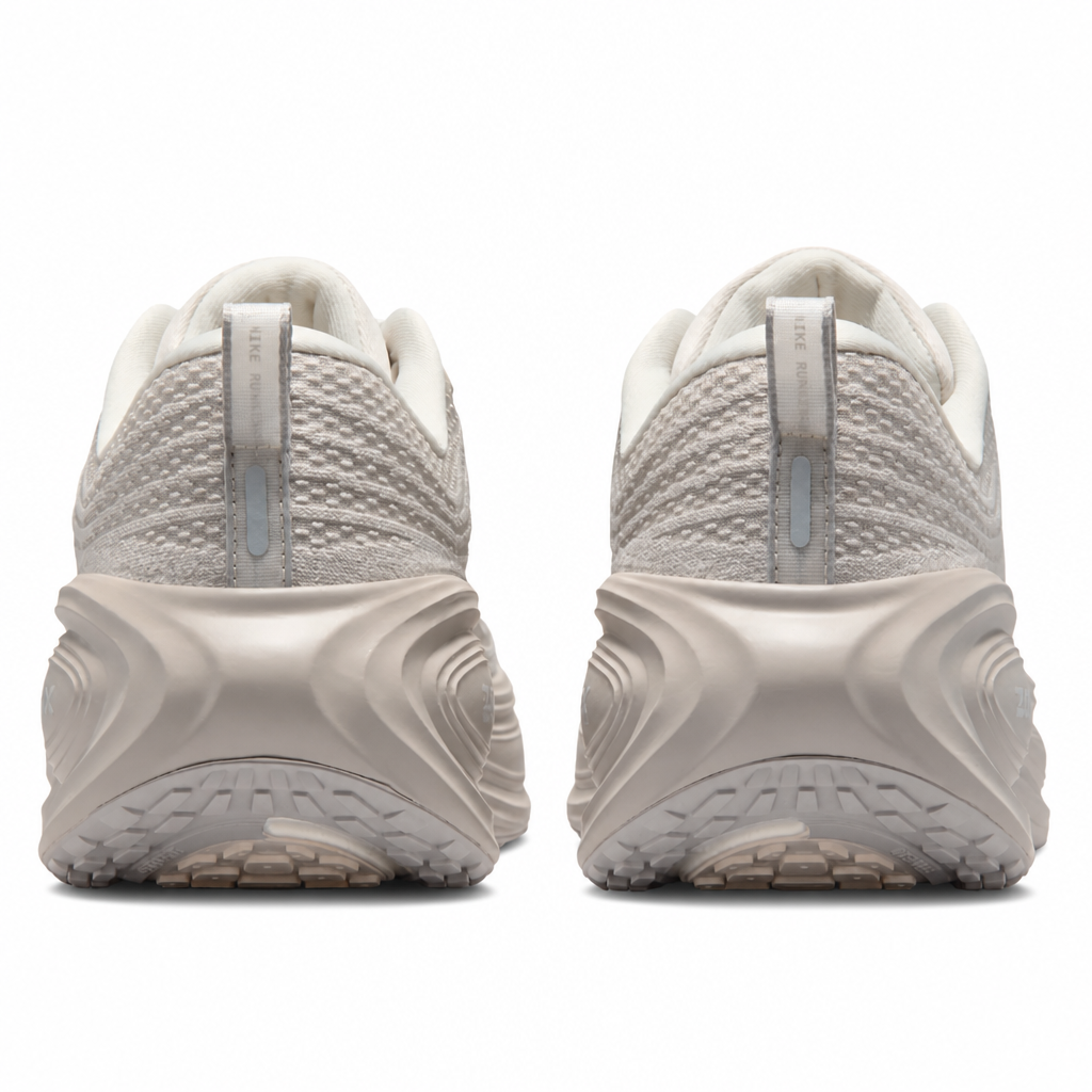 Air Zoom Vomero Plus Light Bone
